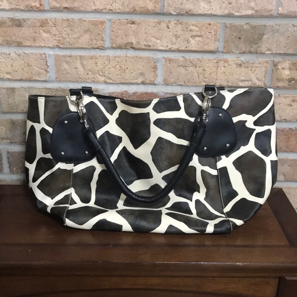 Giraffe Pattern Purse